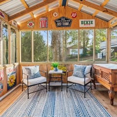 Honeycomb Hideout