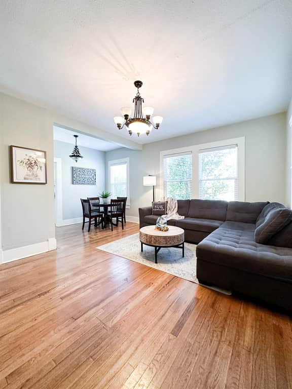 Kalmia Suite B - Centrally Located Downtown