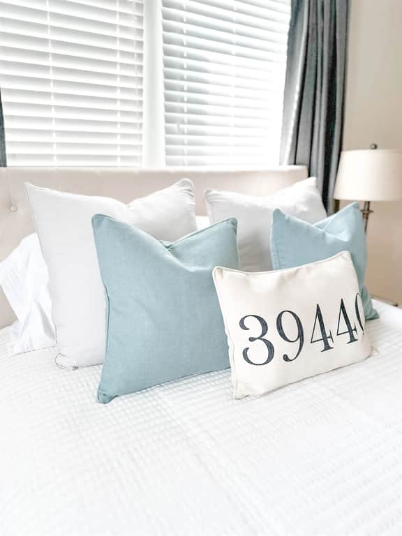 Kalmia Suite C - Centrally Located Downtown