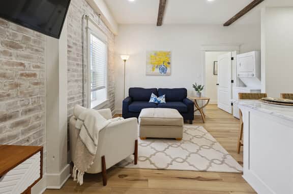 Loving Loft C