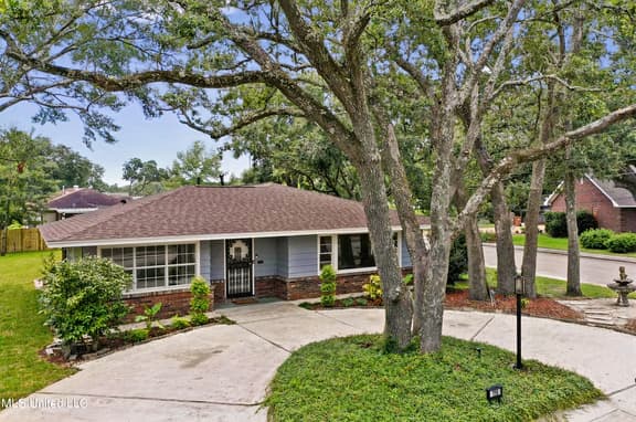 🏖️Luxury Family-Friendly Bungalow | Near Beaches